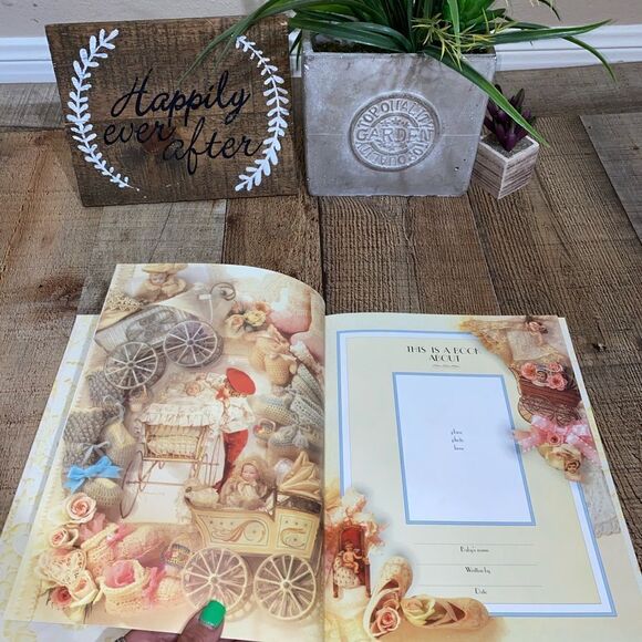 Cynthia Hart Baby's Book Keepsake Victorian Journal Album Antique CR Gibson. - Picture 8 of 13